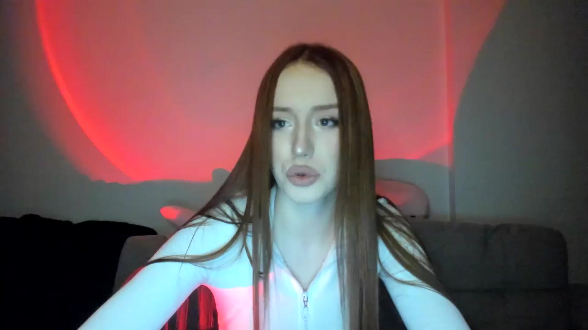 Gallery image thumbnail from IsabellRrose's myfreecams stream on, 03/20/2025, 17:47 image 14 of 20