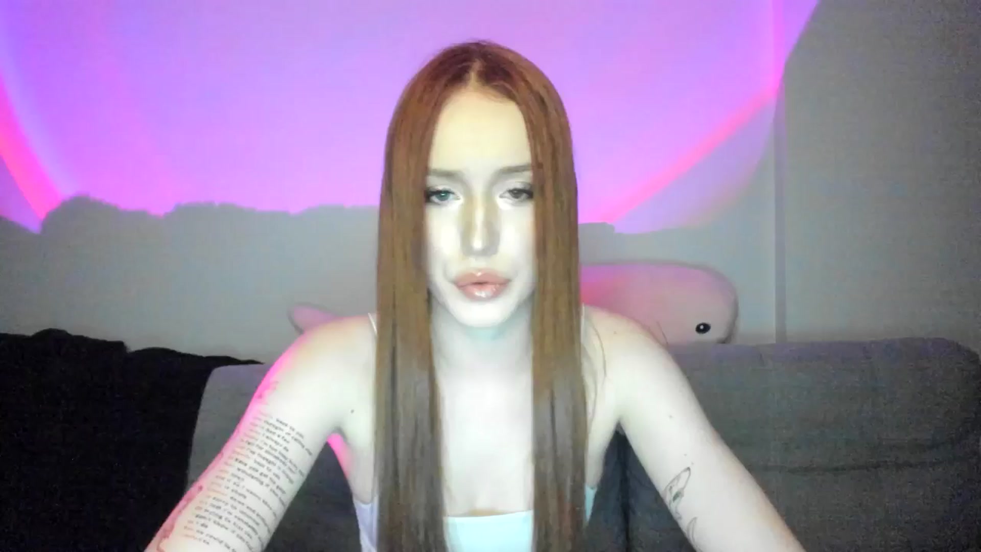 Gallery image thumbnail from IsabellRrose's myfreecams stream on, 03/21/2025, 17:33 image 7 of 20