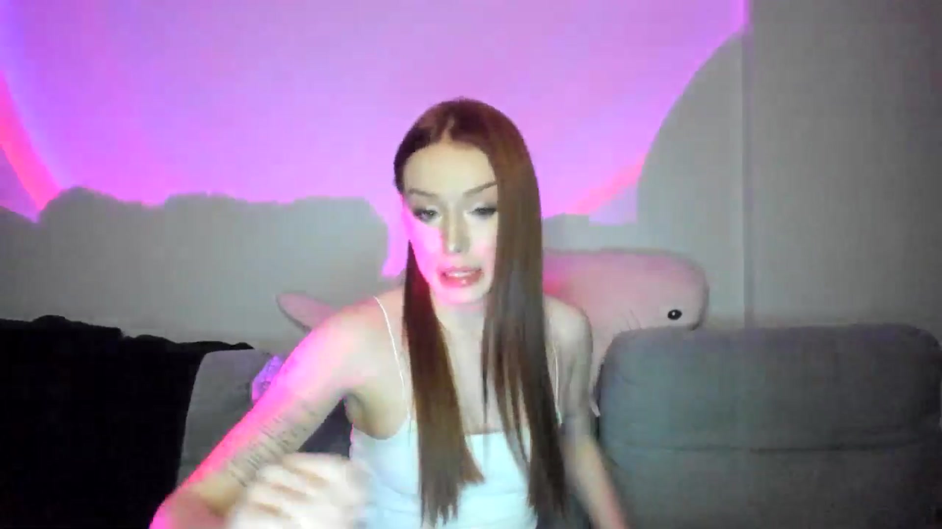 Gallery image thumbnail from IsabellRrose's myfreecams stream on, 03/21/2025, 17:48 image 11 of 20