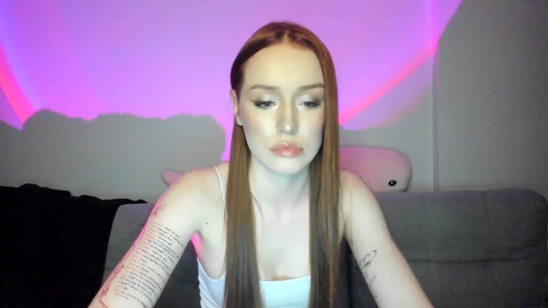 Gallery image thumbnail from IsabellRrose's myfreecams stream on, 03/21/2025, 17:48 image 8 of 20