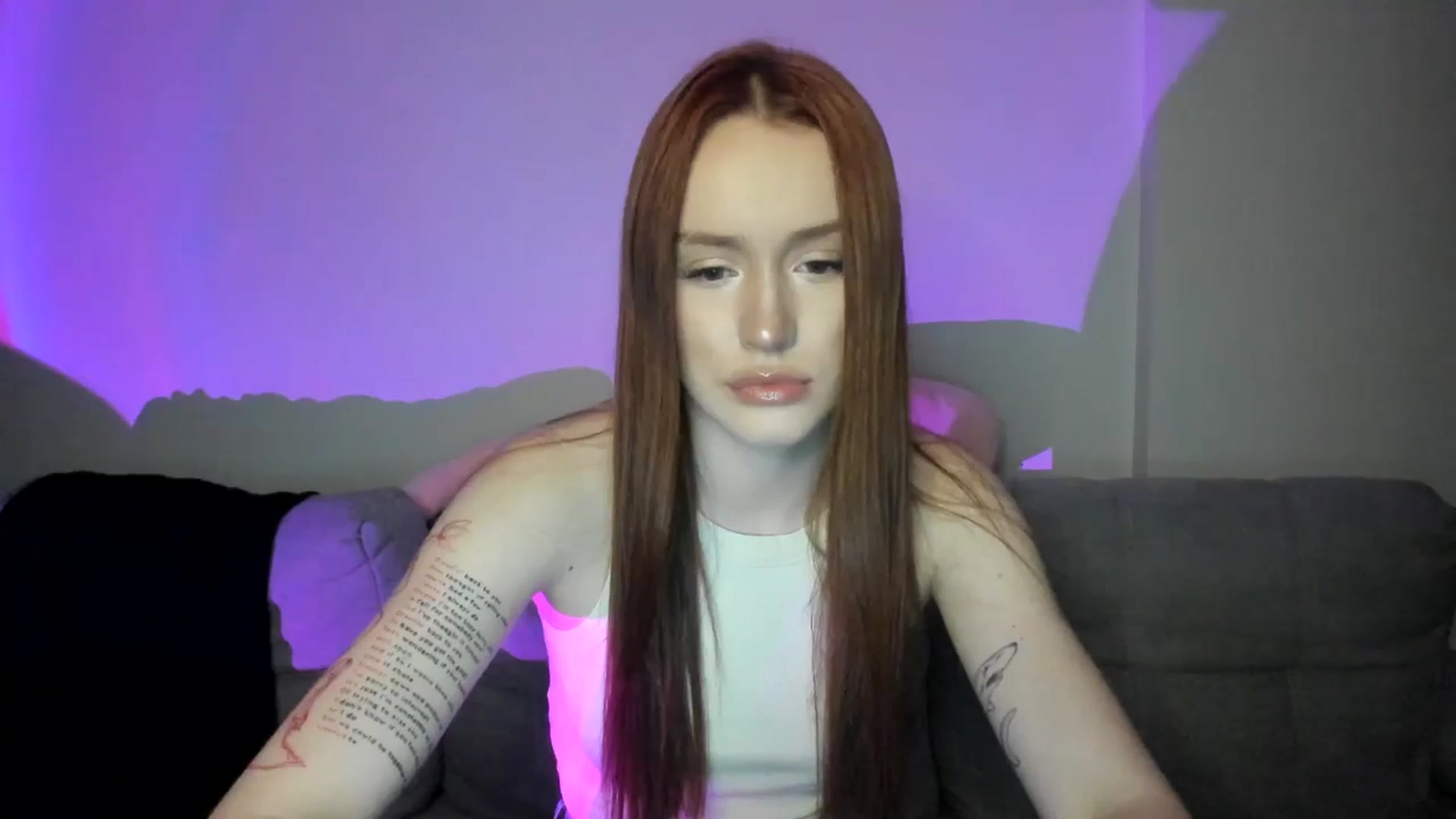 Gallery image thumbnail from IsabellRrose's myfreecams stream on, 03/26/2025, 17:12 image 11 of 20