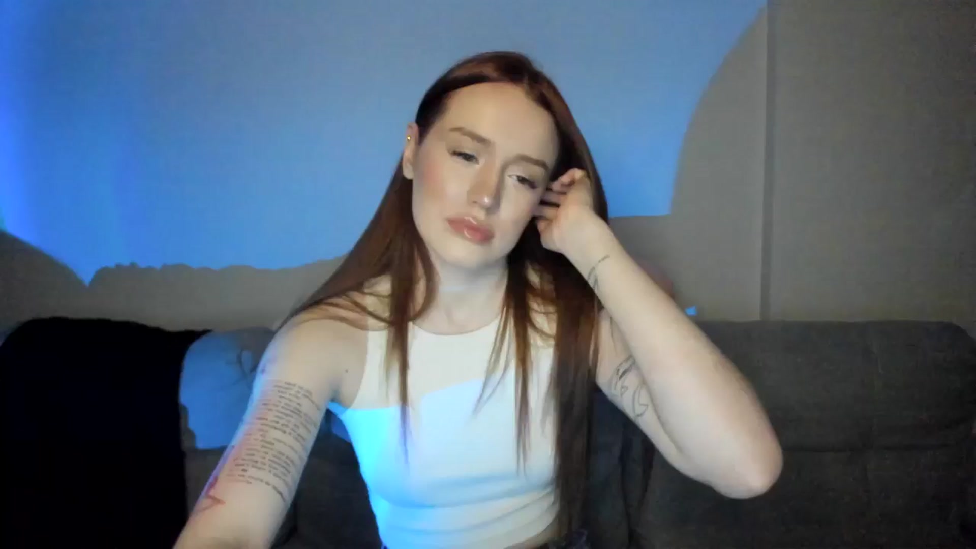 Gallery image thumbnail from IsabellRrose's myfreecams stream on, 03/26/2025, 17:55 image 6 of 20