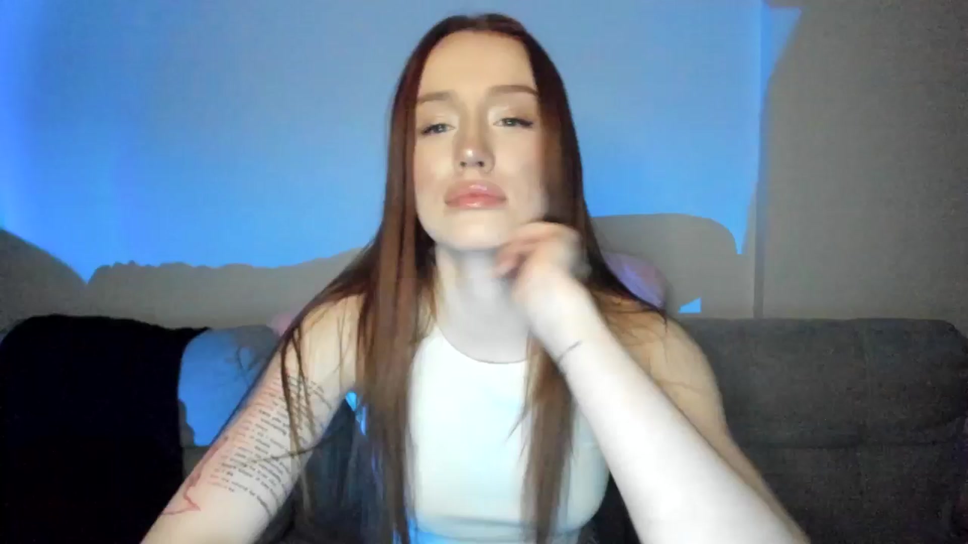 Gallery image thumbnail from IsabellRrose's myfreecams stream on, 03/26/2025, 17:55 image 7 of 20