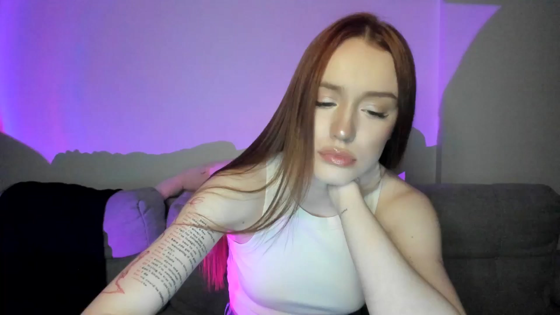 Gallery image thumbnail from IsabellRrose's myfreecams stream on, 03/26/2025, 17:55 image 3 of 20