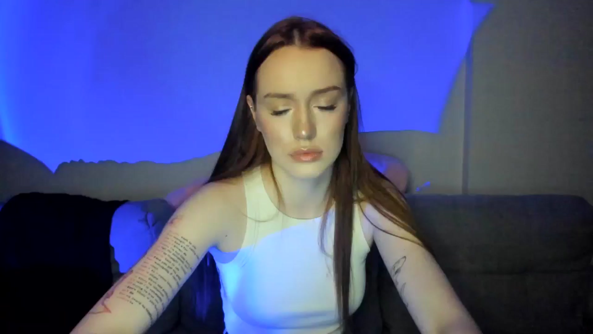 Gallery image thumbnail from IsabellRrose's myfreecams stream on, 03/26/2025, 18:18 image 19 of 20