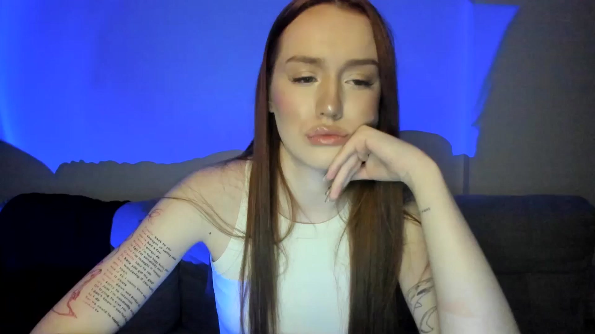Gallery image thumbnail from IsabellRrose's myfreecams stream on, 03/26/2025, 18:36 image 7 of 20