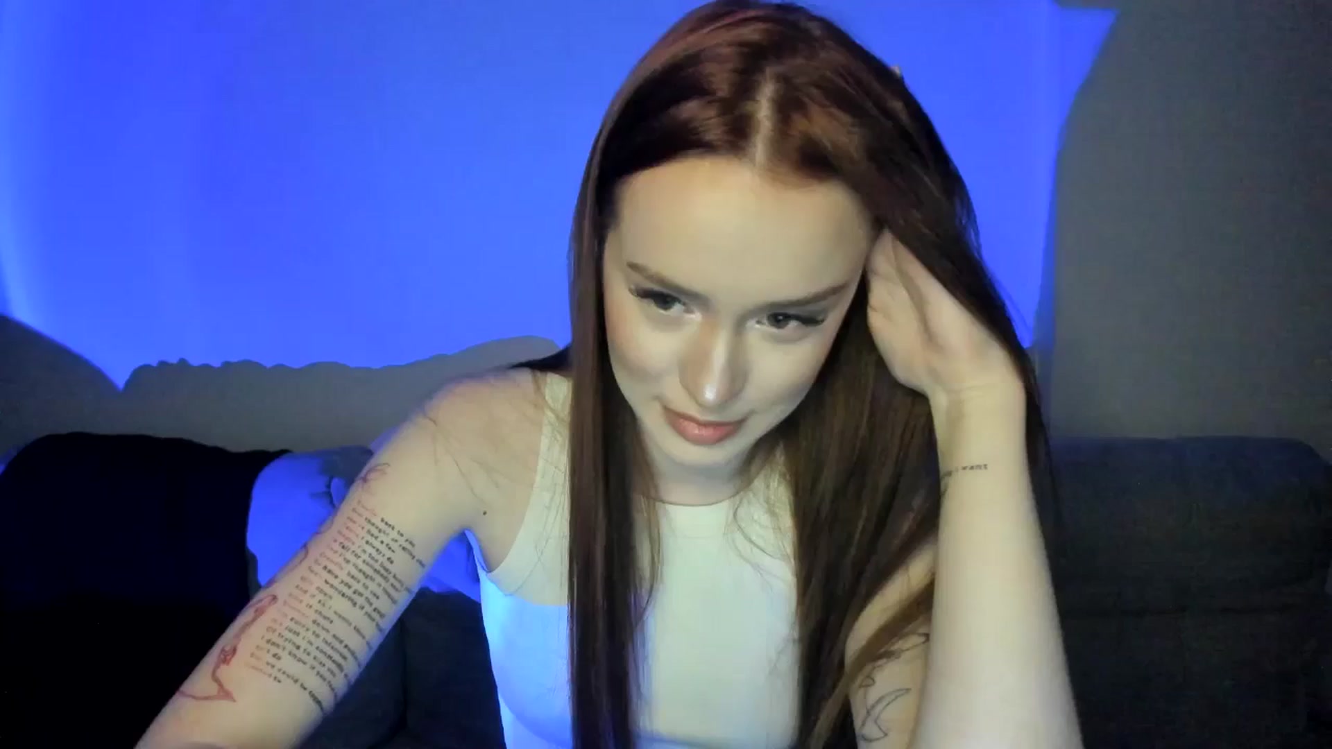Gallery image thumbnail from IsabellRrose's myfreecams stream on, 03/26/2025, 18:36 image 13 of 20