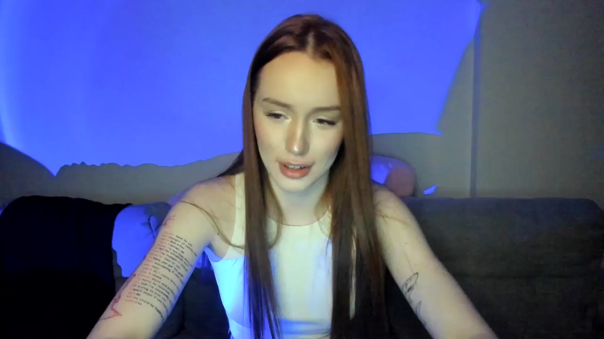 Gallery image thumbnail from IsabellRrose's myfreecams stream on, 03/26/2025, 18:36 image 9 of 20