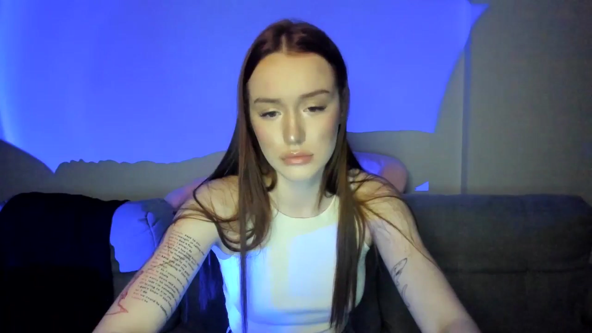 Gallery image thumbnail from IsabellRrose's myfreecams stream on, 03/26/2025, 19:22 image 9 of 20