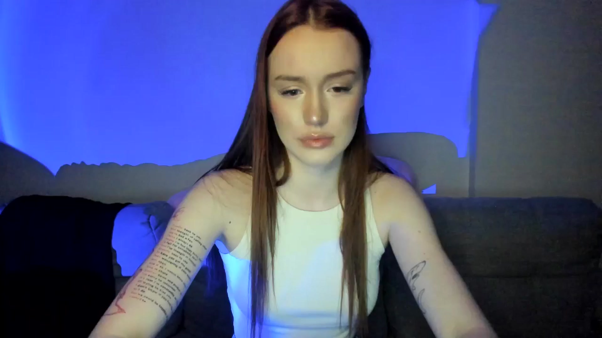 Gallery image thumbnail from IsabellRrose's myfreecams stream on, 03/26/2025, 19:22 image 14 of 20