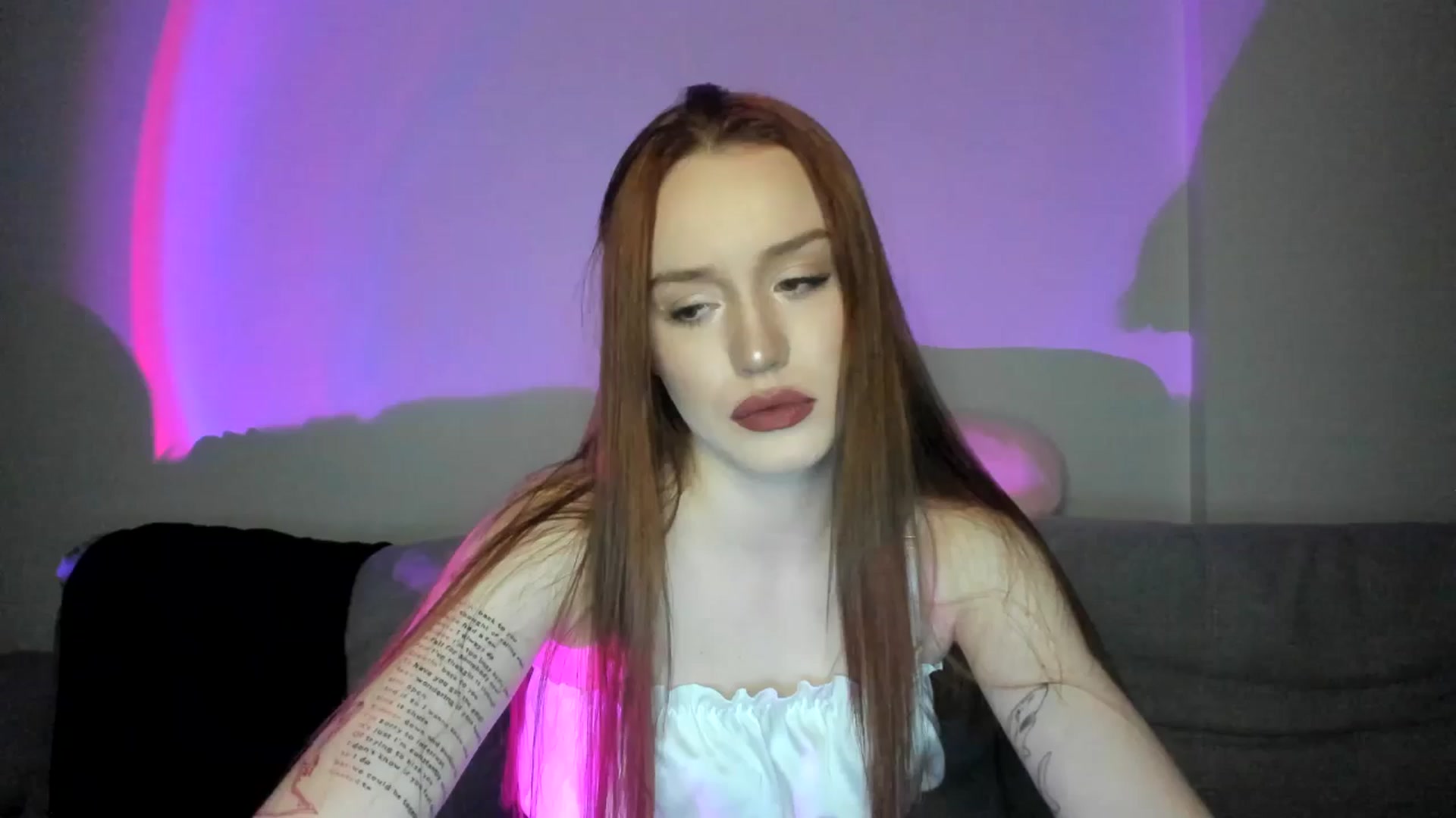 Gallery image thumbnail from IsabellRrose's myfreecams stream on, 03/28/2025, 18:06 image 5 of 20