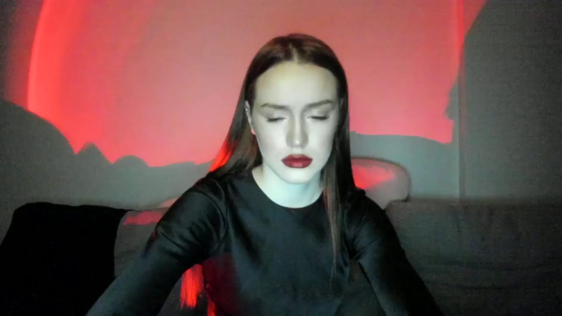 Gallery image thumbnail from IsabellRrose's myfreecams stream on, 03/29/2025, 16:45 image 8 of 20