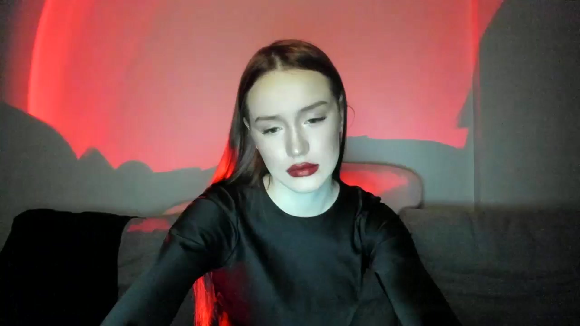 Gallery image thumbnail from IsabellRrose's myfreecams stream on, 03/29/2025, 16:45 image 18 of 20