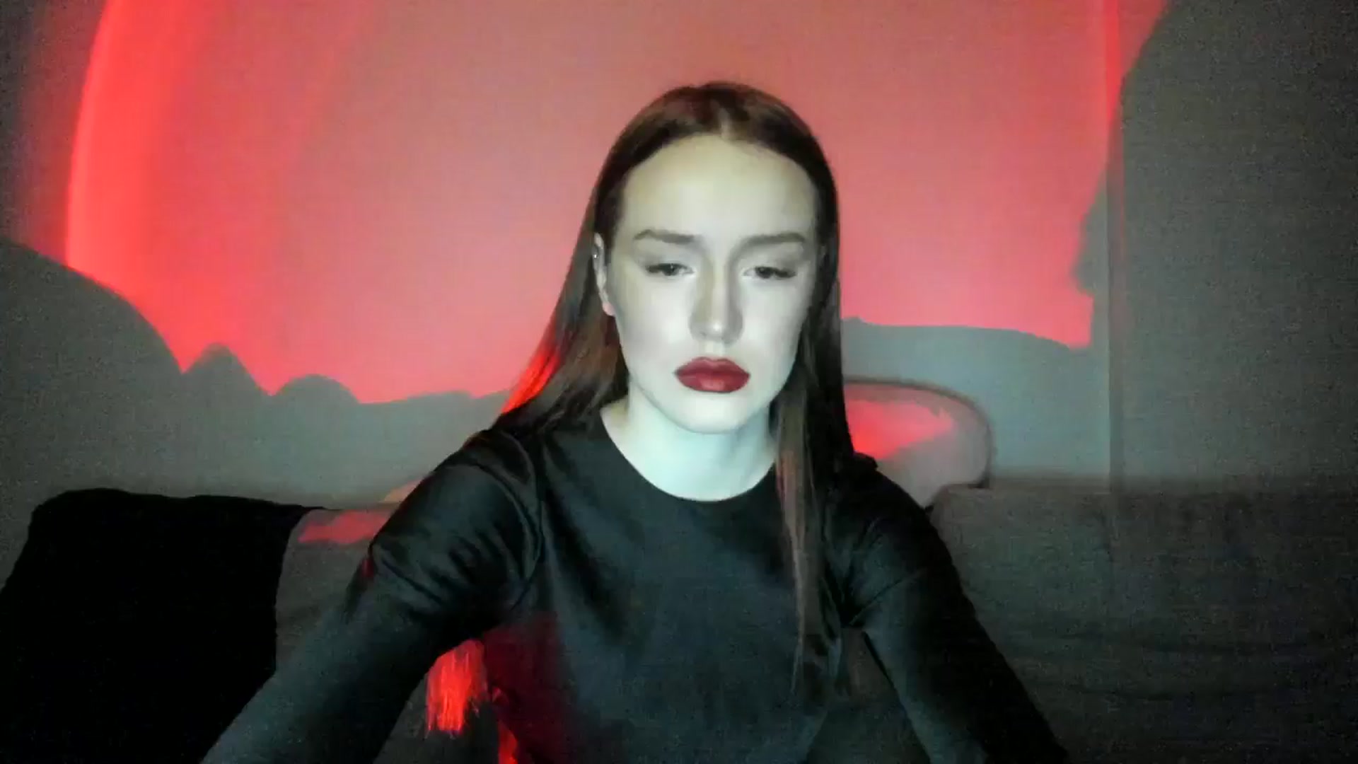 Gallery image thumbnail from IsabellRrose's myfreecams stream on, 03/29/2025, 16:45 image 10 of 20