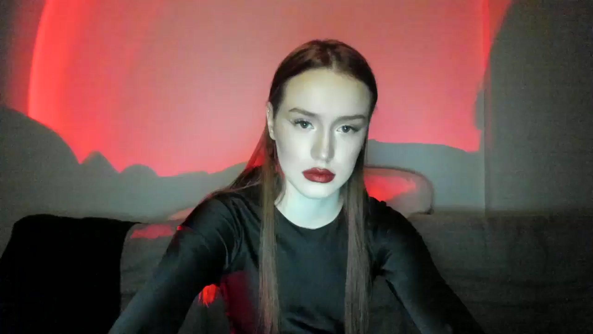 Gallery image thumbnail from IsabellRrose's myfreecams stream on, 03/29/2025, 17:20 image 15 of 20