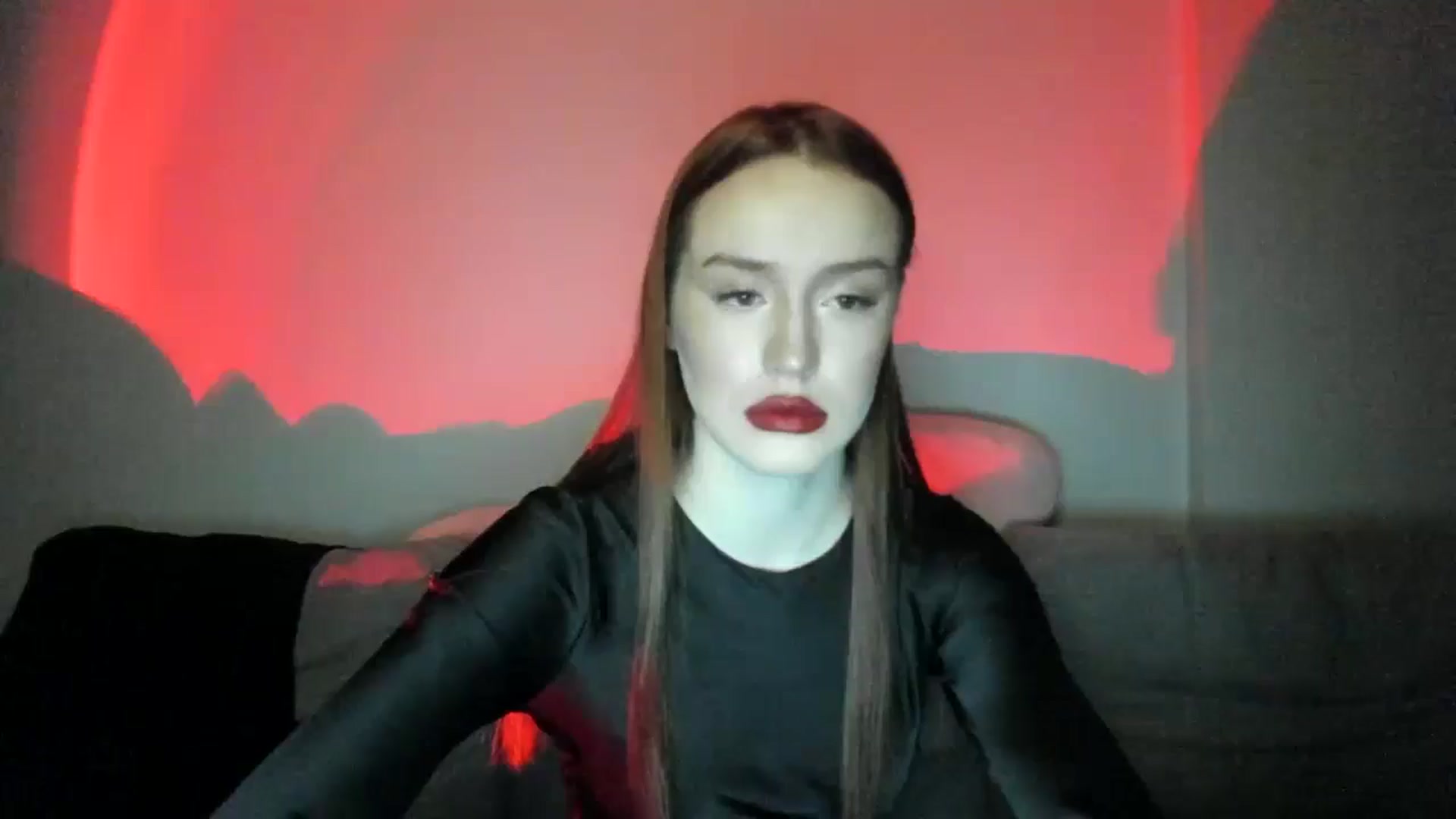 Gallery image thumbnail from IsabellRrose's myfreecams stream on, 03/29/2025, 17:20 image 7 of 20