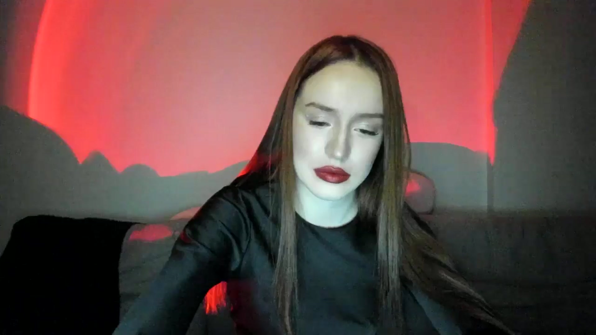 Gallery image thumbnail from IsabellRrose's myfreecams stream on, 03/29/2025, 18:28 image 12 of 20