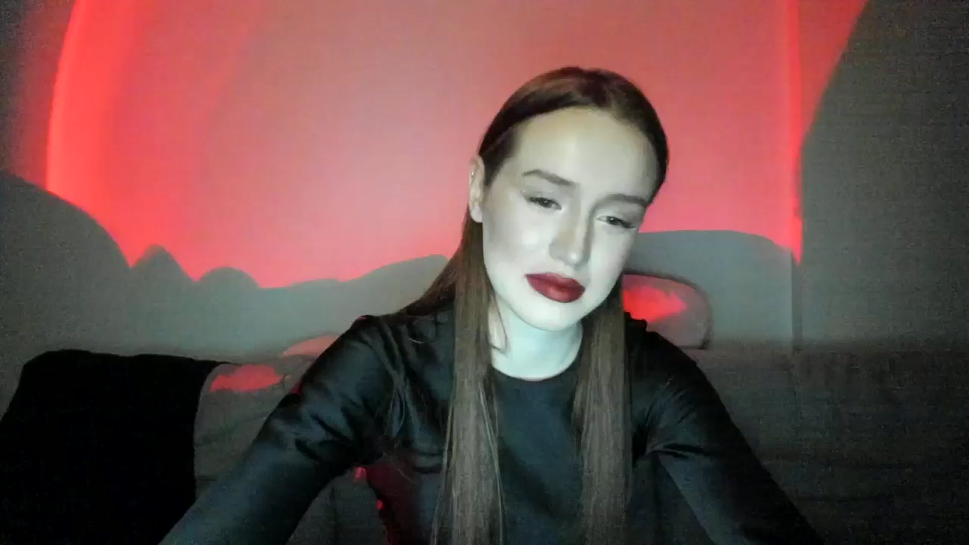Gallery image thumbnail from IsabellRrose's myfreecams stream on, 03/29/2025, 18:28 image 20 of 20