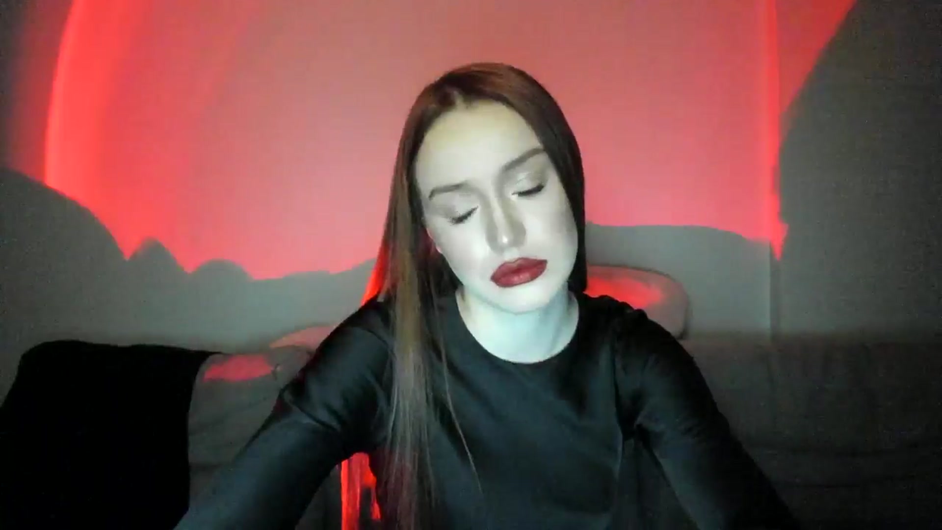 Gallery image thumbnail from IsabellRrose's myfreecams stream on, 03/29/2025, 18:28 image 13 of 20