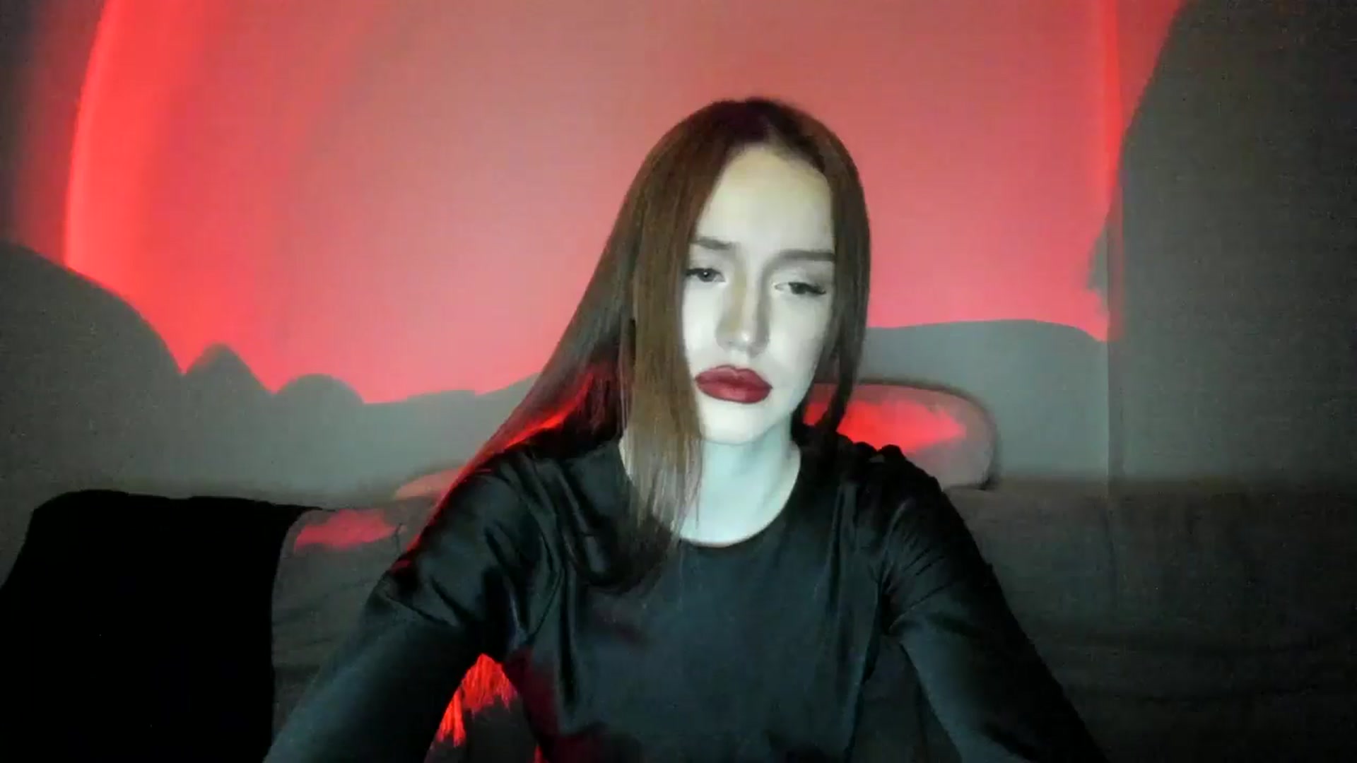 Gallery image thumbnail from IsabellRrose's myfreecams stream on, 03/29/2025, 19:02 image 16 of 20
