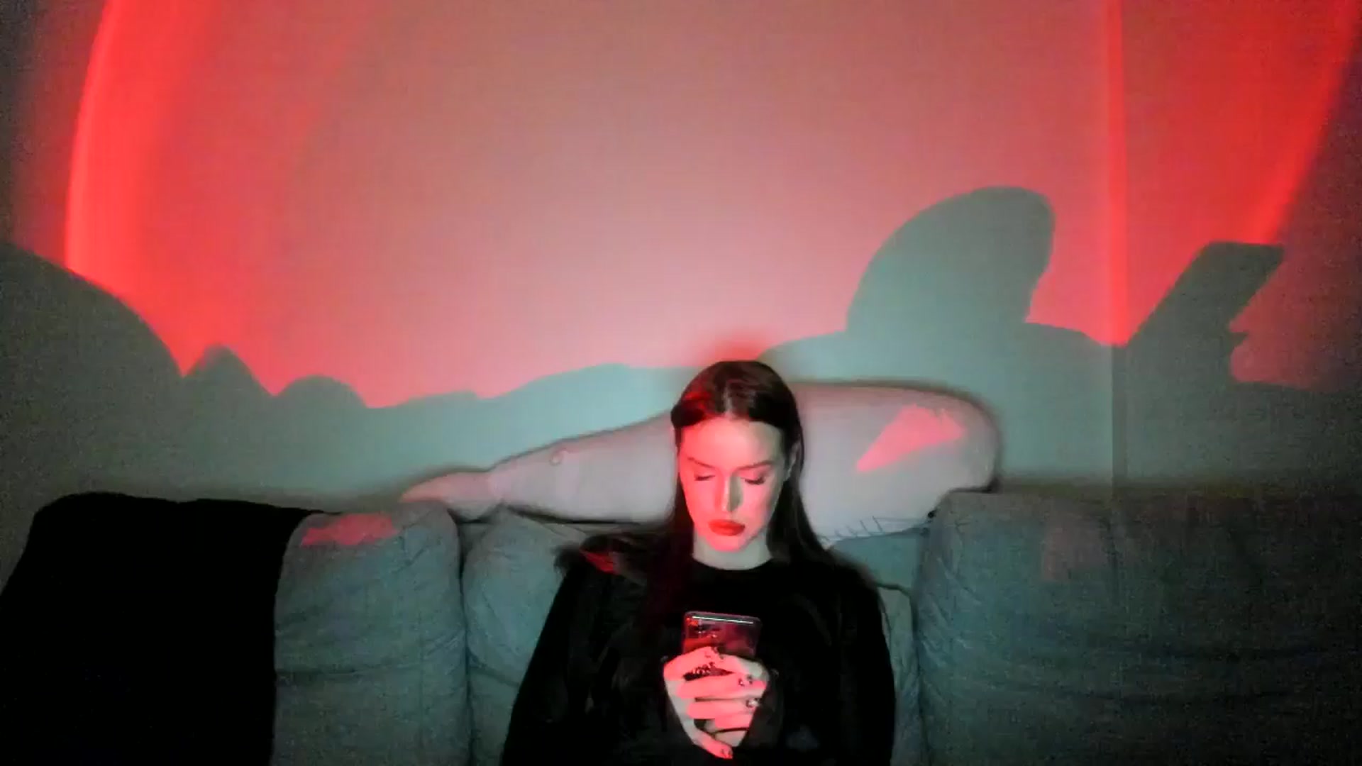Gallery image thumbnail from IsabellRrose's myfreecams stream on, 03/29/2025, 19:02 image 17 of 20