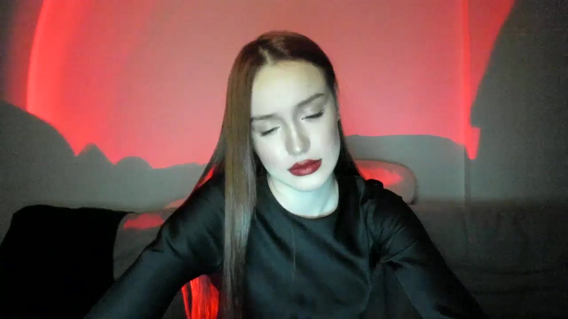 Gallery image thumbnail from IsabellRrose's myfreecams stream on, 03/29/2025, 19:02 image 9 of 20