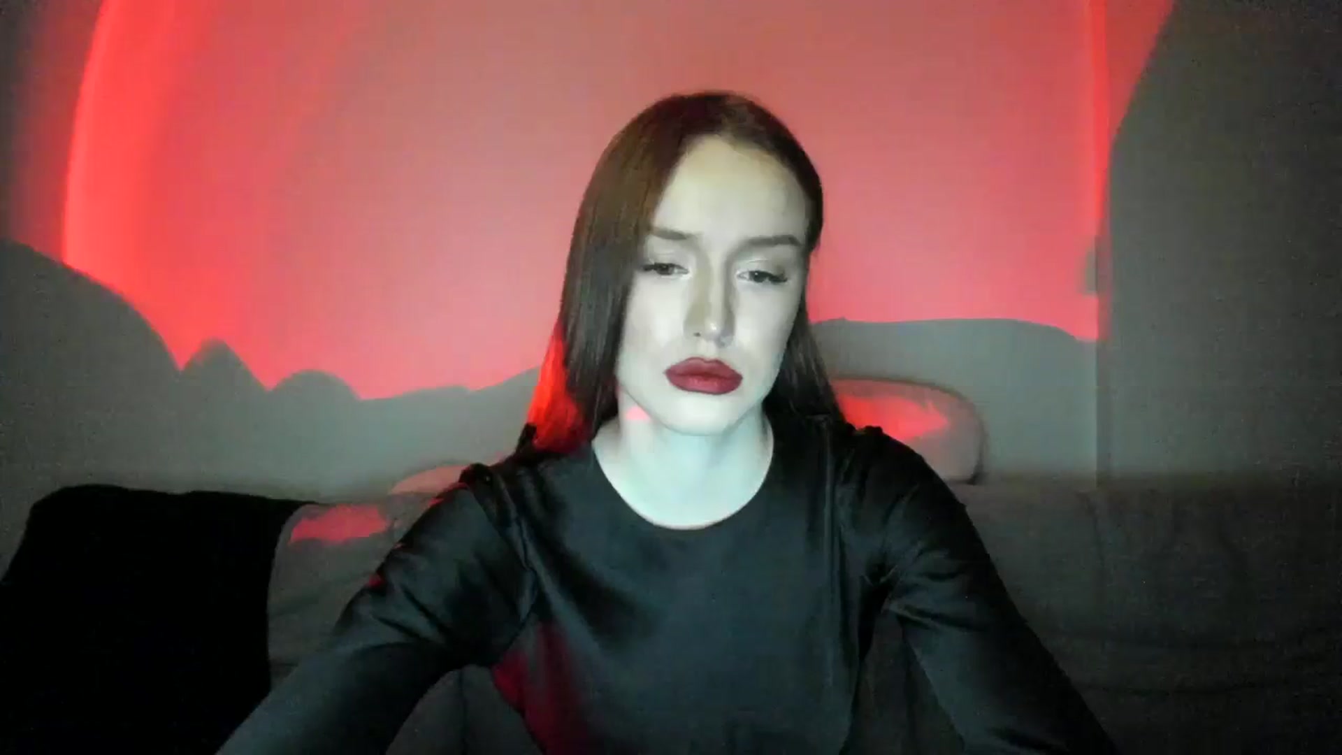 Gallery image thumbnail from IsabellRrose's myfreecams stream on, 03/29/2025, 19:02 image 13 of 20