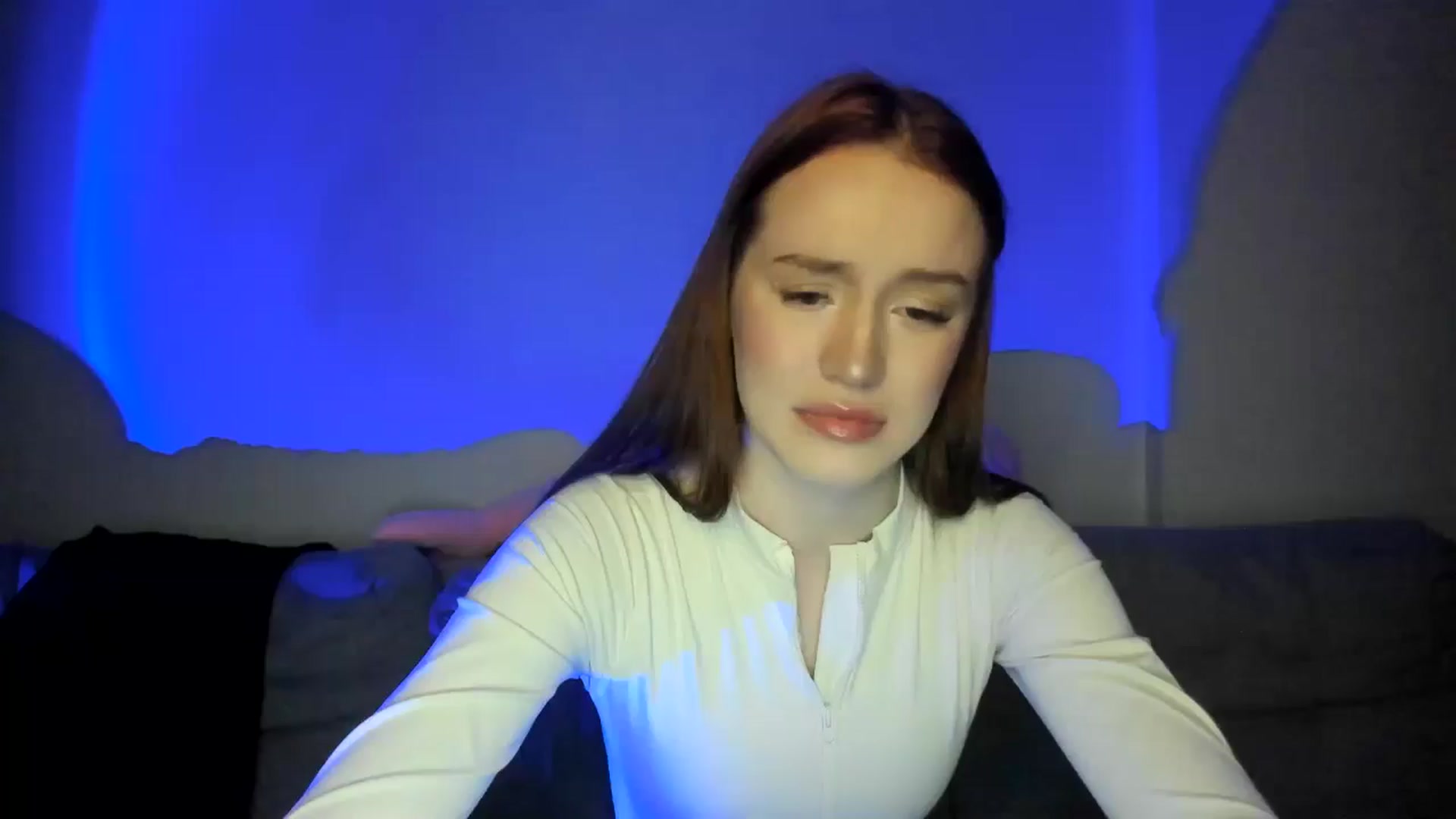 Gallery image thumbnail from IsabellRrose's myfreecams stream on, 03/30/2025, 16:43 image 18 of 20