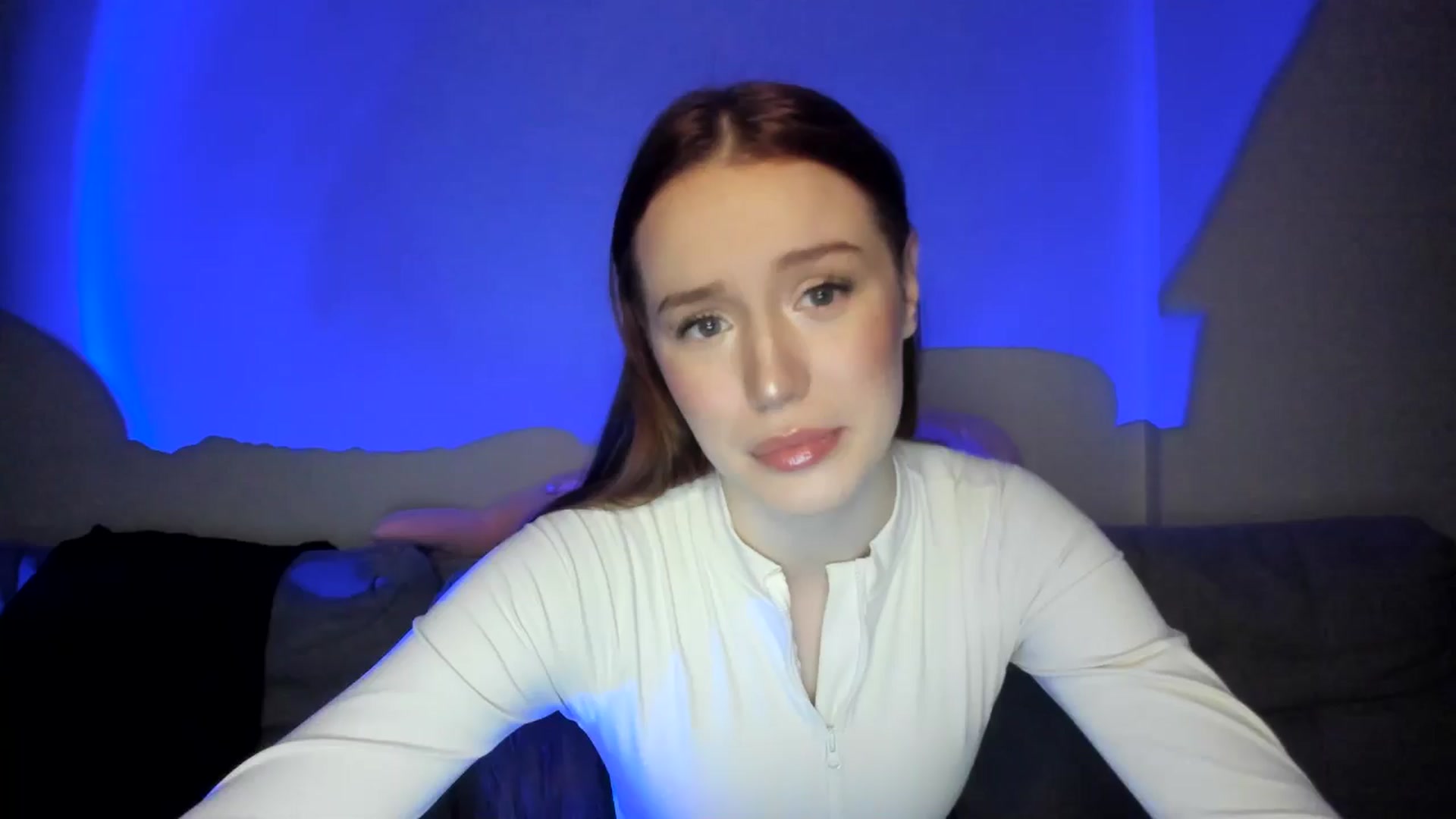 Gallery image thumbnail from IsabellRrose's myfreecams stream on, 03/30/2025, 16:43 image 9 of 20
