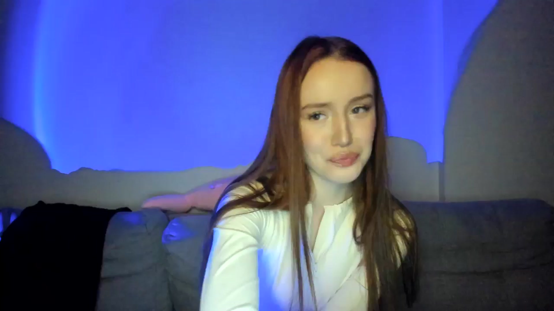 Gallery image thumbnail from IsabellRrose's myfreecams stream on, 03/30/2025, 17:04 image 2 of 20