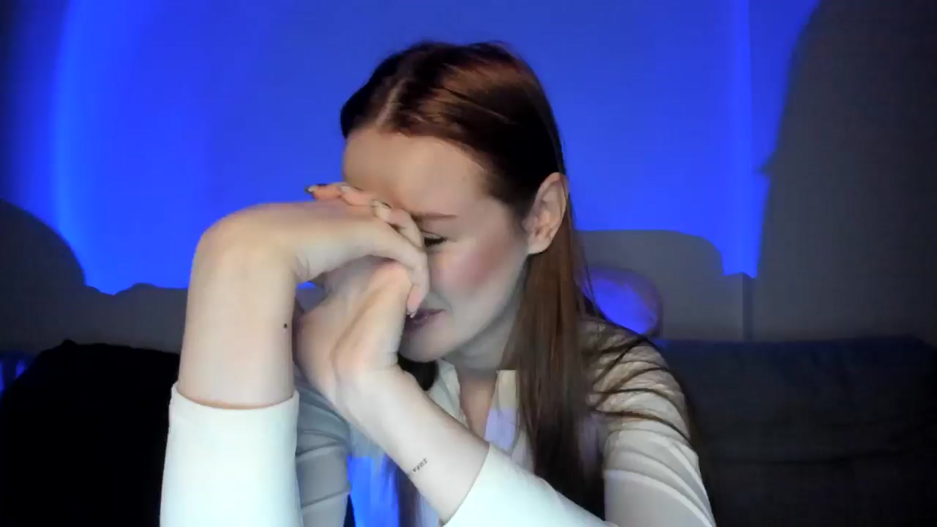 Gallery image thumbnail from IsabellRrose's myfreecams stream on, 03/30/2025, 17:04 image 5 of 20