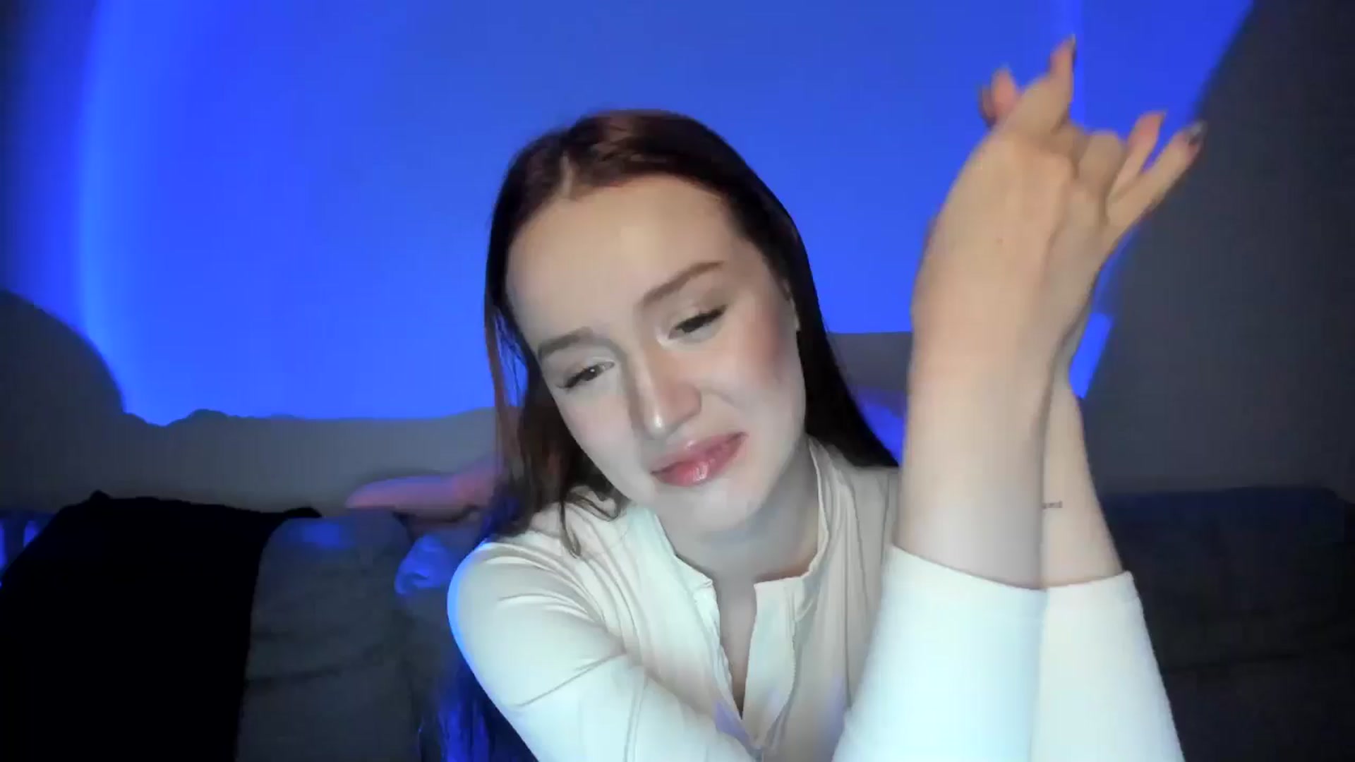 Gallery image thumbnail from IsabellRrose's myfreecams stream on, 03/30/2025, 17:04 image 11 of 20