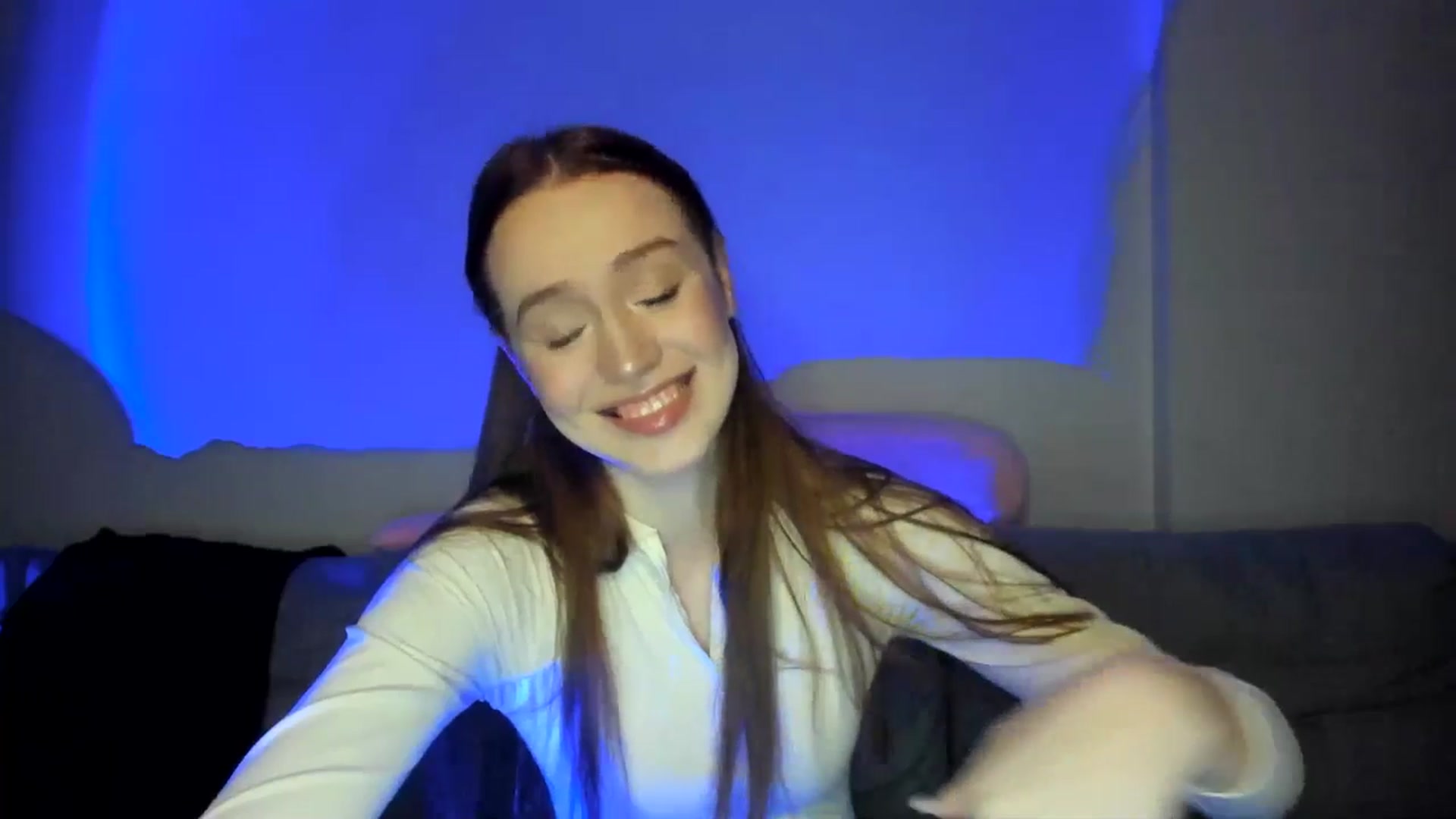 Gallery image thumbnail from IsabellRrose's myfreecams stream on, 03/30/2025, 17:04 image 3 of 20