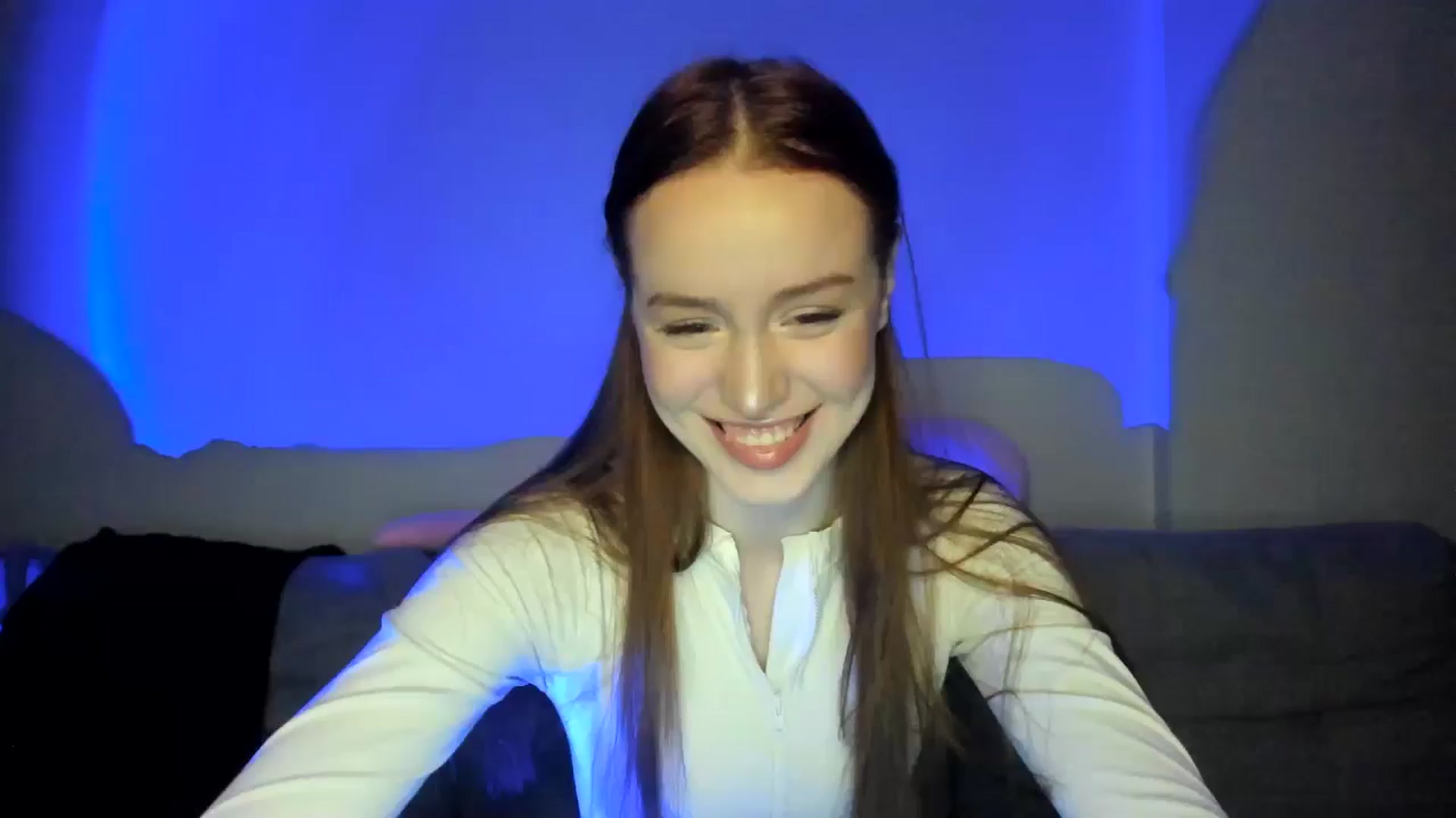 Gallery image thumbnail from IsabellRrose's myfreecams stream on, 03/30/2025, 17:04 image 4 of 20