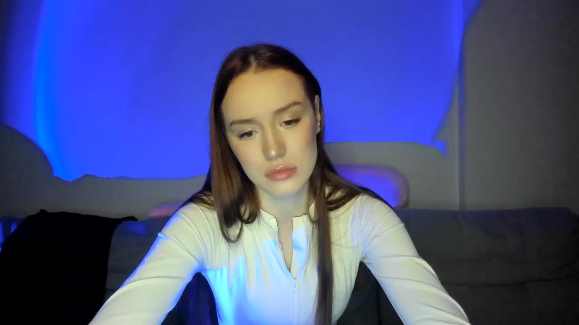 Gallery image thumbnail from IsabellRrose's myfreecams stream on, 03/30/2025, 17:46 image 17 of 20