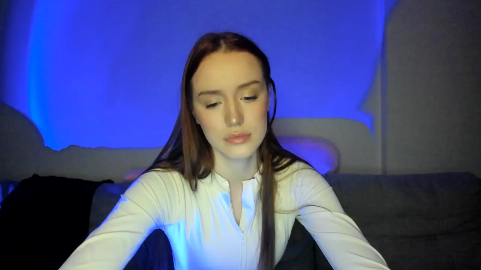Gallery image thumbnail from IsabellRrose's myfreecams stream on, 03/30/2025, 17:46 image 12 of 20