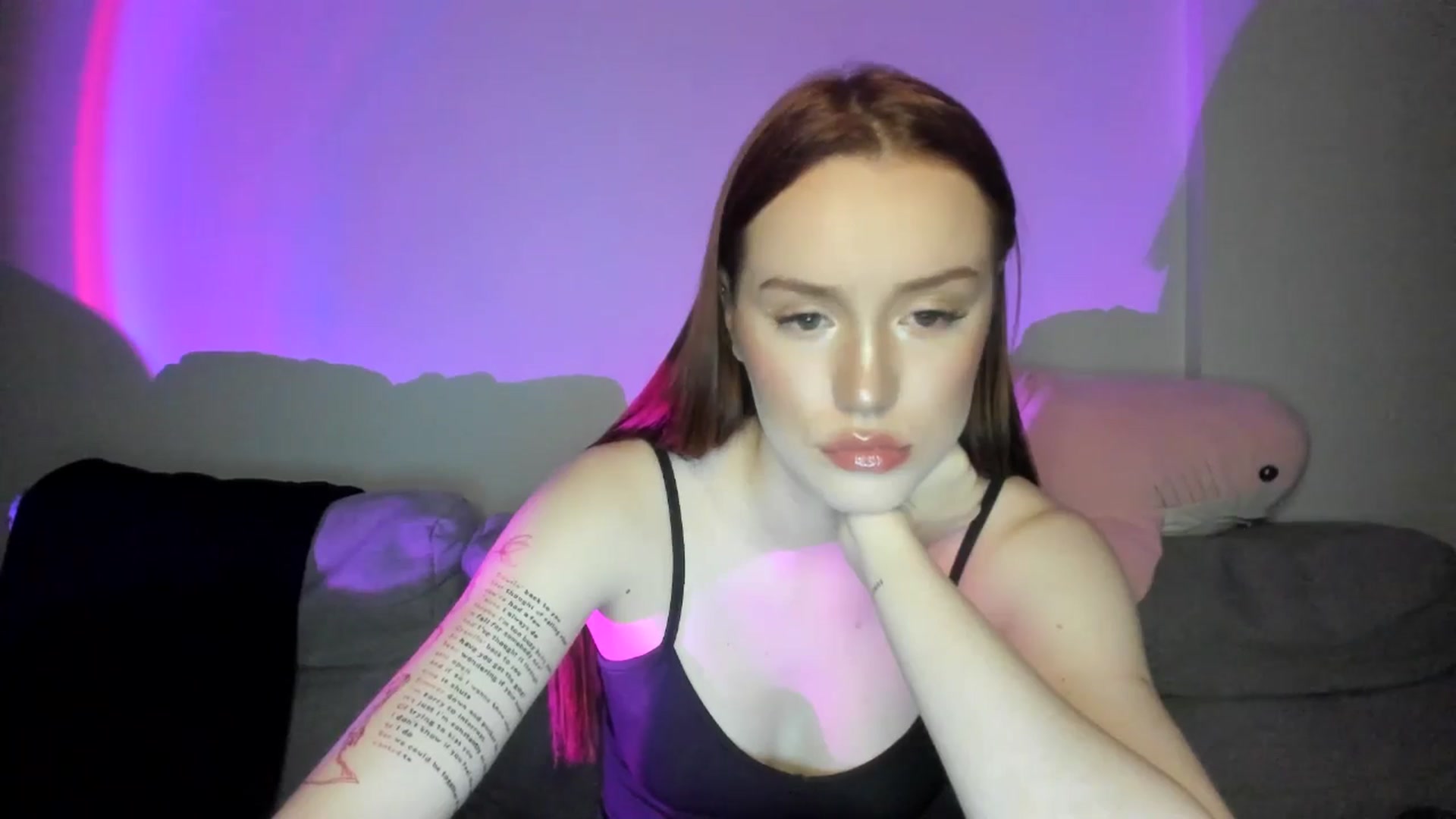 Gallery image thumbnail from IsabellRrose's myfreecams stream on, 03/31/2025, 16:46 image 2 of 20