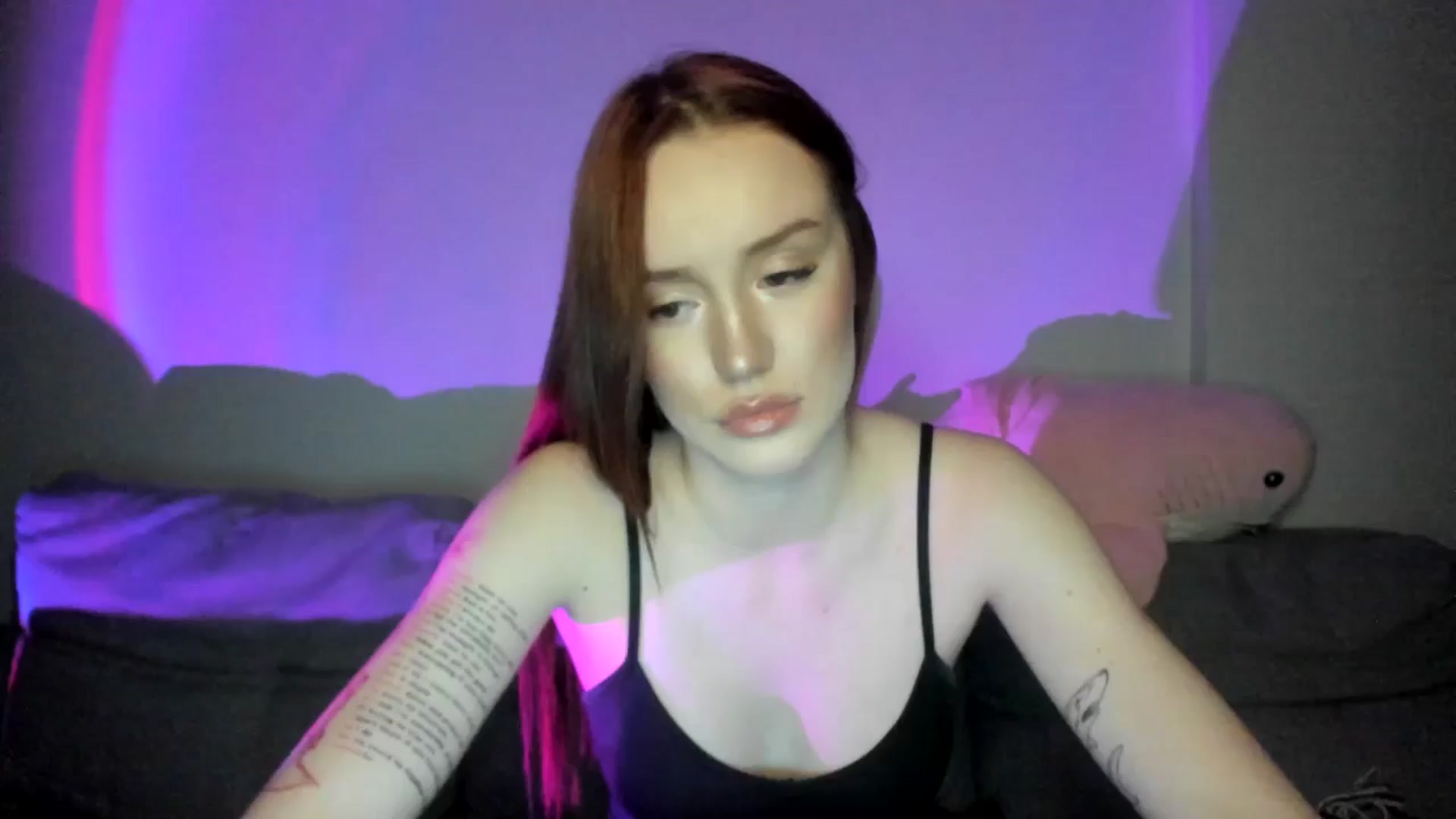 Gallery image thumbnail from IsabellRrose's myfreecams stream on, 03/31/2025, 18:23 image 5 of 20