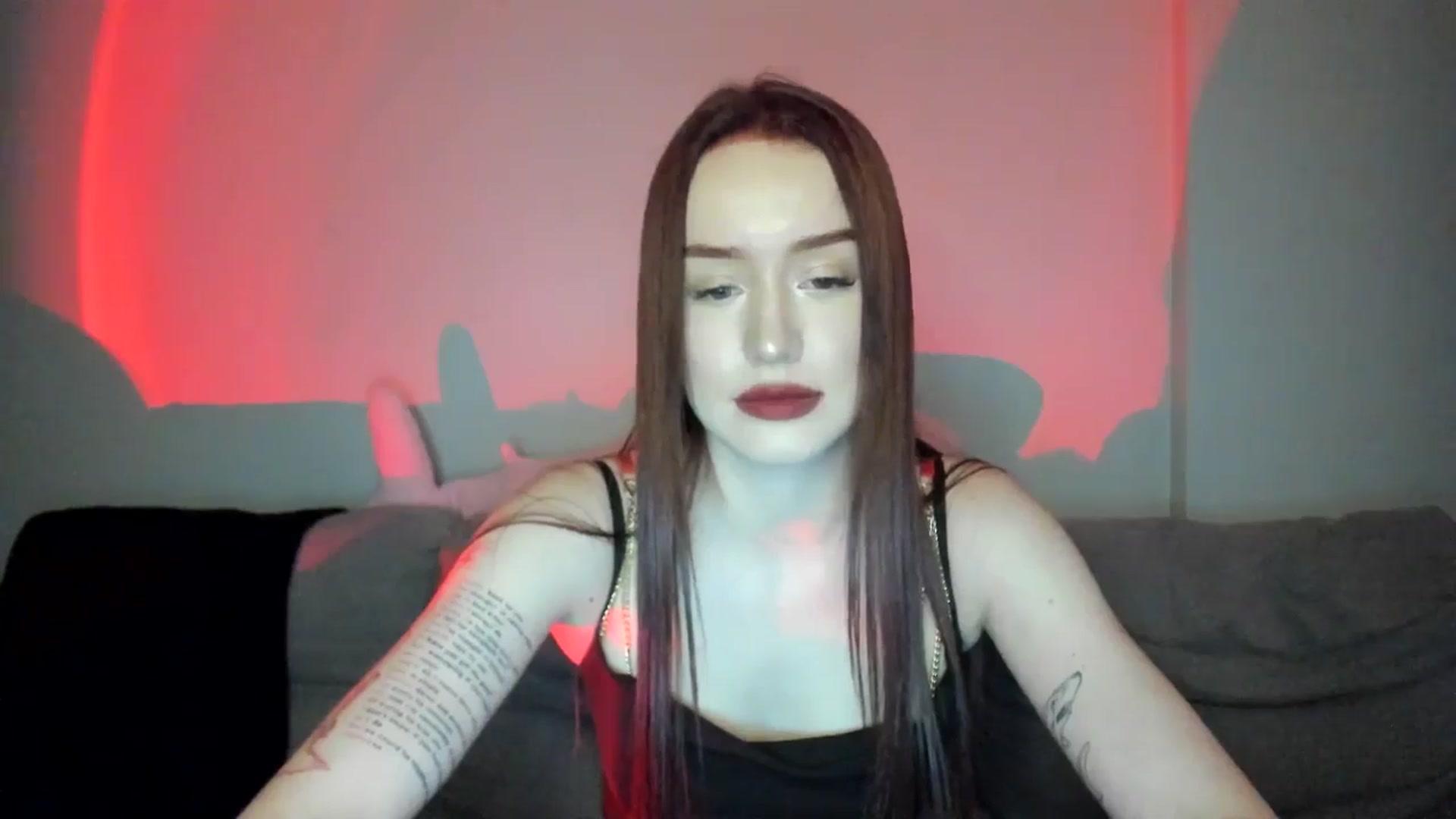 Gallery image thumbnail from IsabellRrose's myfreecams stream on, 04/04/2025, 15:33 image 4 of 20