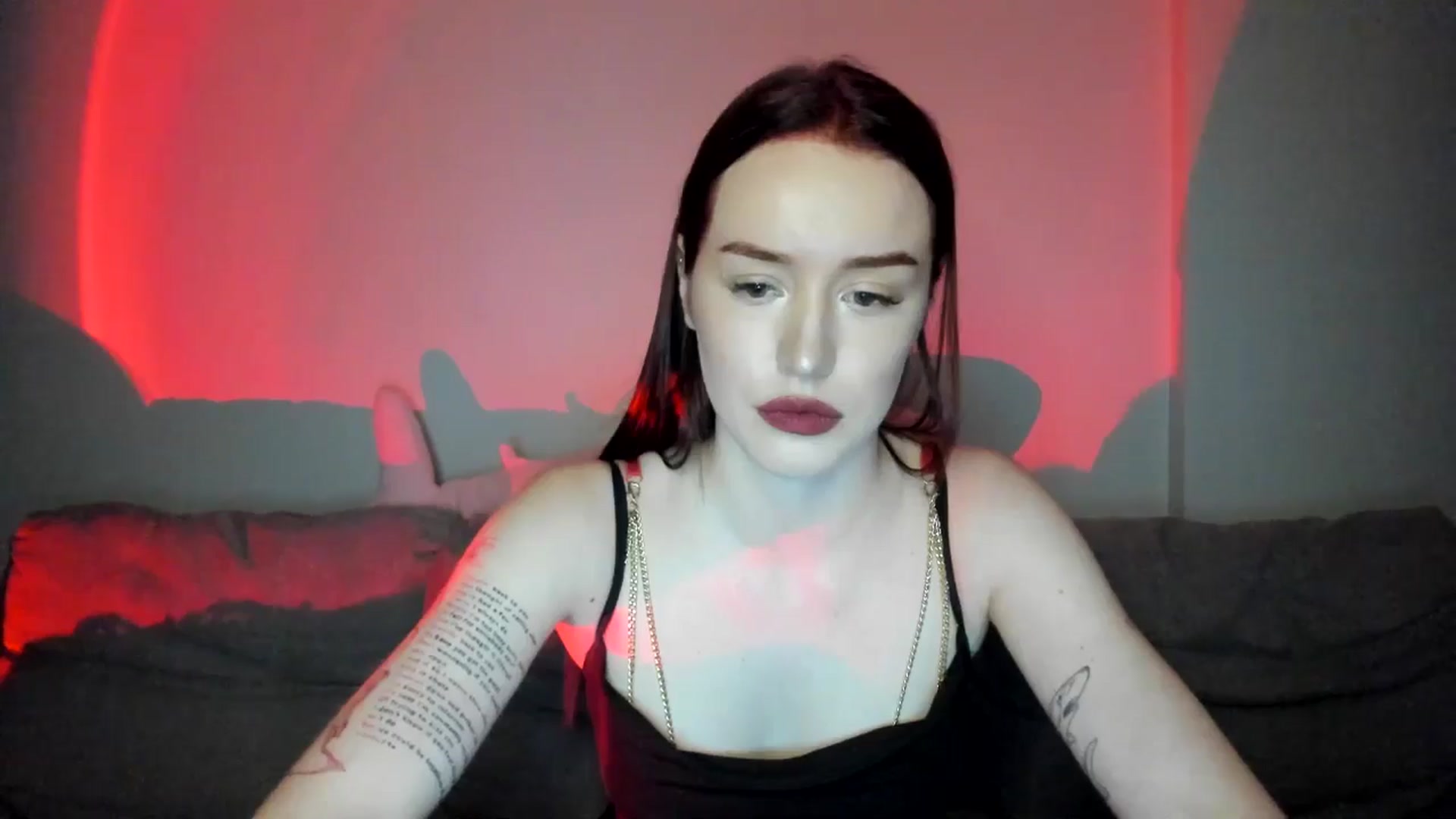 Gallery image thumbnail from IsabellRrose's myfreecams stream on, 04/04/2025, 15:33 image 20 of 20