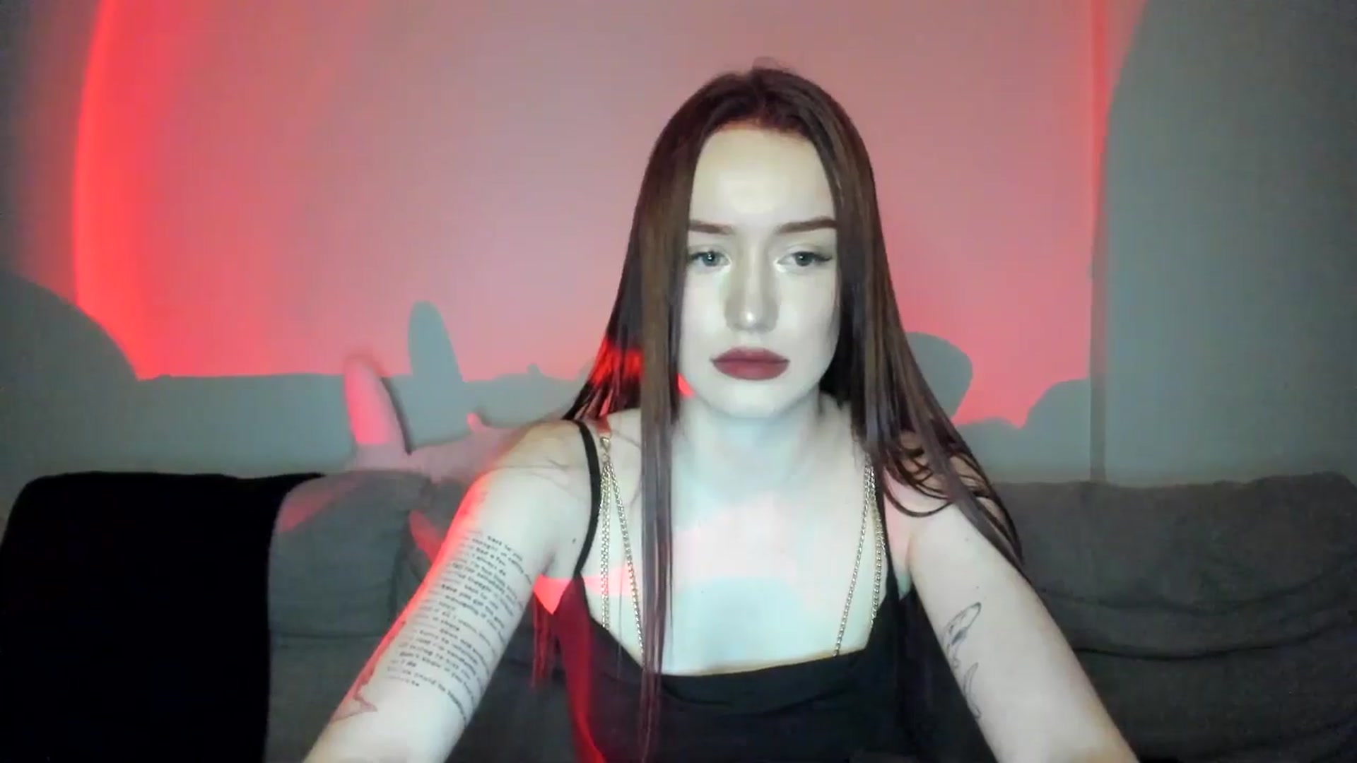 Gallery image thumbnail from IsabellRrose's myfreecams stream on, 04/04/2025, 15:33 image 13 of 20