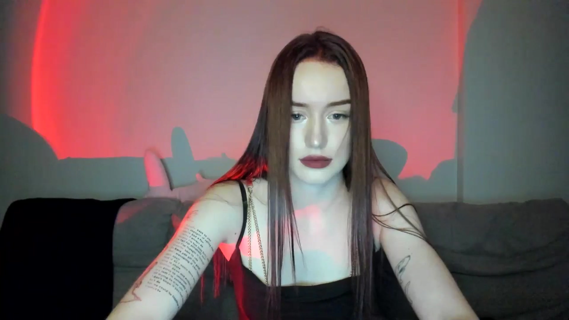 Gallery image thumbnail from IsabellRrose's myfreecams stream on, 04/04/2025, 15:33 image 15 of 20