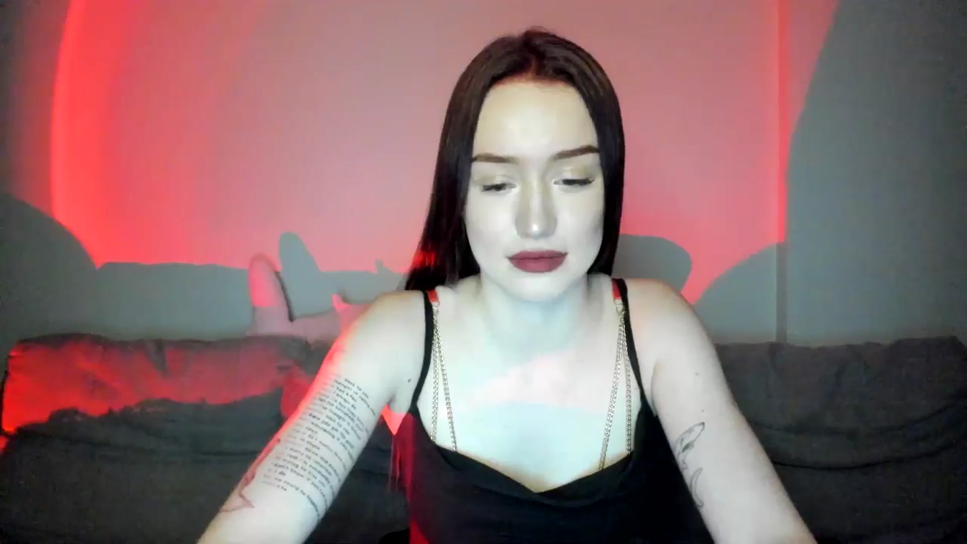Gallery image thumbnail from IsabellRrose's myfreecams stream on, 04/04/2025, 15:59 image 7 of 20
