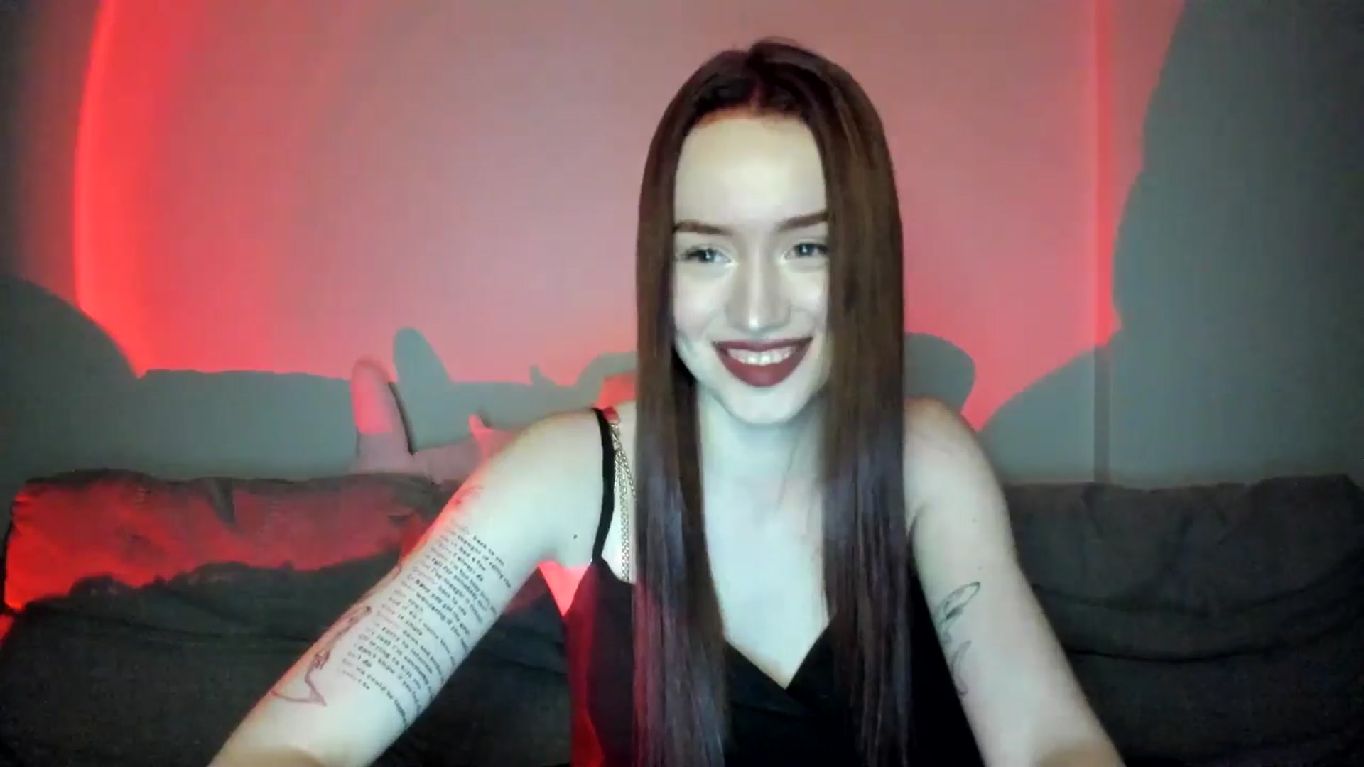 Gallery image thumbnail from IsabellRrose's myfreecams stream on, 04/04/2025, 15:59 image 18 of 20