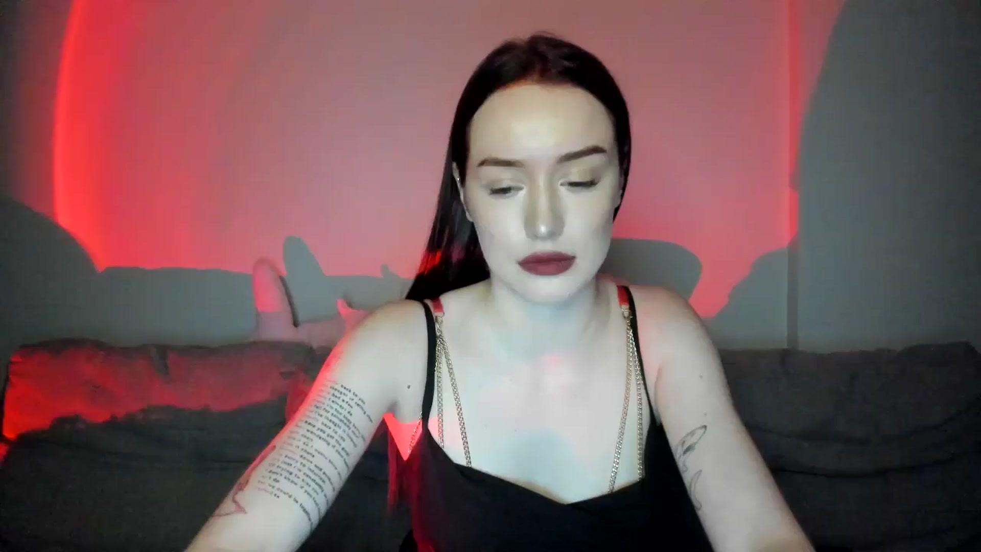 Gallery image thumbnail from IsabellRrose's myfreecams stream on, 04/04/2025, 15:59 image 1 of 20