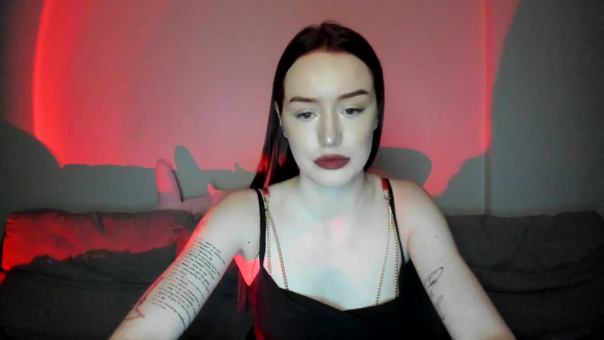 Gallery image thumbnail from IsabellRrose's myfreecams stream on, 04/04/2025, 15:59 image 2 of 20