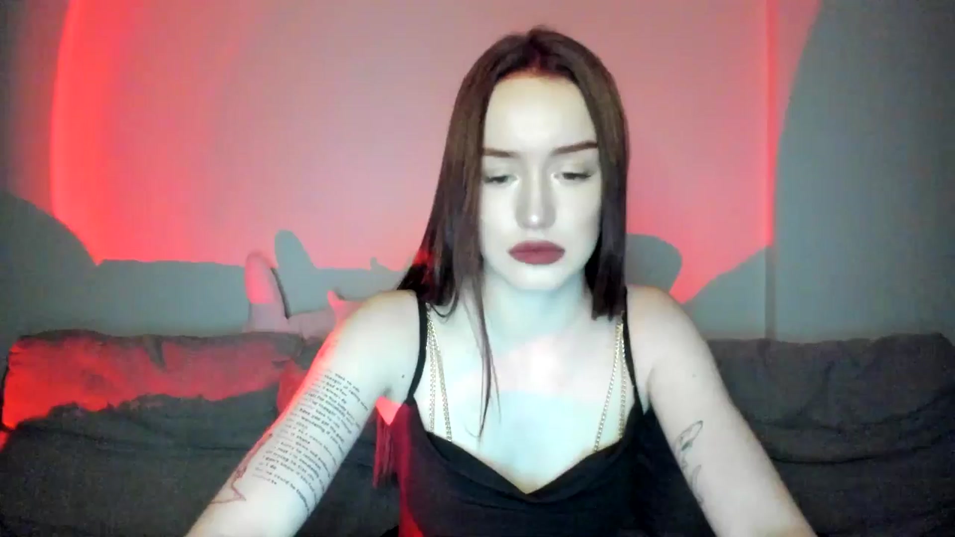 Gallery image thumbnail from IsabellRrose's myfreecams stream on, 04/04/2025, 15:59 image 10 of 20