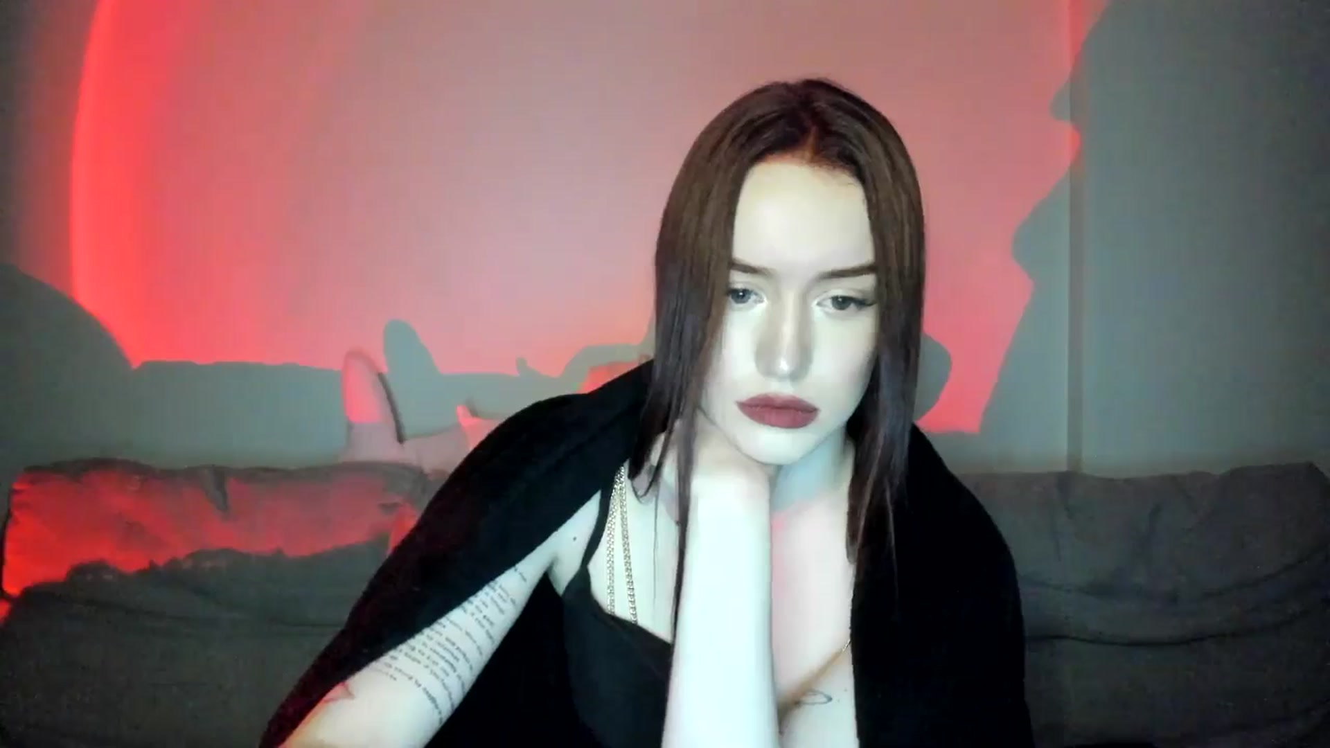 Gallery image thumbnail from IsabellRrose's myfreecams stream on, 04/04/2025, 15:59 image 13 of 20