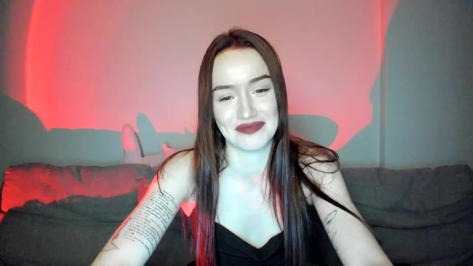 Gallery image thumbnail from IsabellRrose's myfreecams stream on, 04/04/2025, 15:59 image 6 of 20