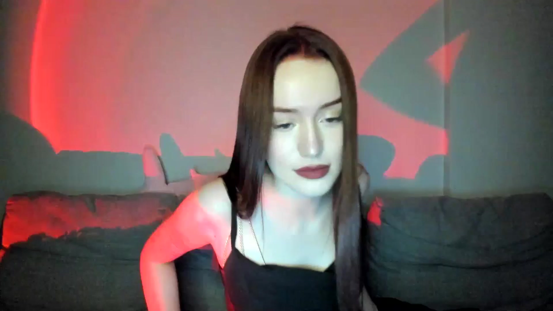Gallery image thumbnail from IsabellRrose's myfreecams stream on, 04/04/2025, 16:25 image 1 of 20